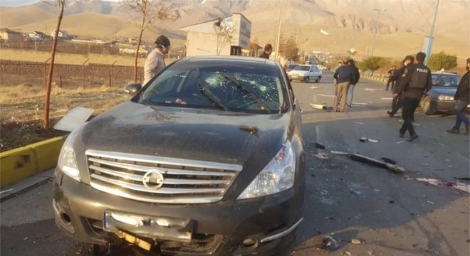 Mohsen Fakhrizadeh foi atacado em seu carro com explosivos e armas de fogo