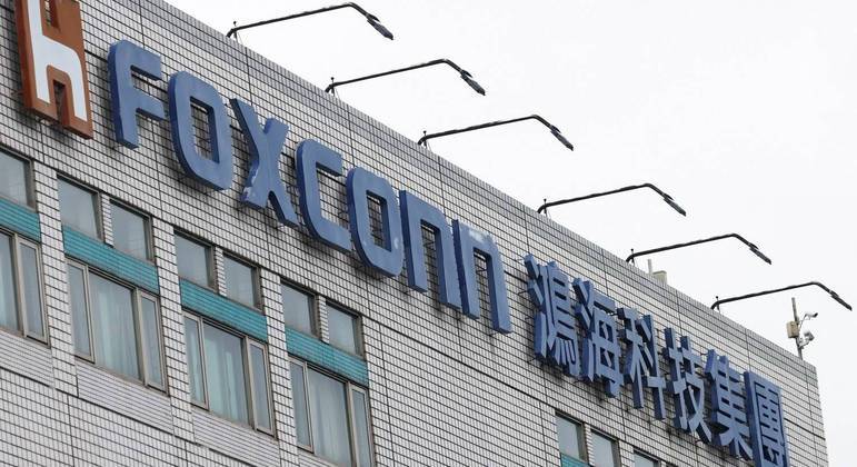 Duas fábricas da Foxconn enfrentam quarentenas na China