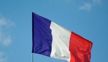 França antecipa toque de recolher para frear contágios