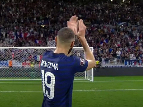 França - Atuais campeões mundiais, os franceses chegaram ao Mundial sem dificuldades: cinco vitórias e três empates. Agora, vão em busca do tri.  