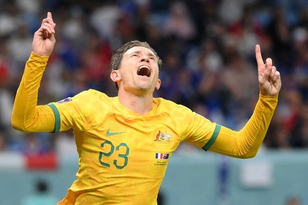 O meio-campista joga pelo Adelaide UnitedLeia mais: Dinamarca X Tunísia: veja as melhores fotos do jogo da Copa