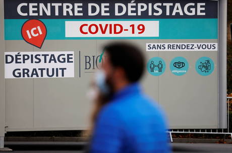 França decreta mais medidas para conter coronavírus
