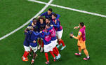 Fim de jogo! Pela segunda vez consecutiva a França está na final da Copa do Mundo. O jogo contra o Marrocos aconteceu no estádio Al Bayt, às 16h (de Brasília), nesta quarta-feira (14). Os Bleus venceram a partida por 2 a 0 e agora encaram a Argentina na grande final, no domingo (18), no estádio Lusail, às 12h (de Brasília)