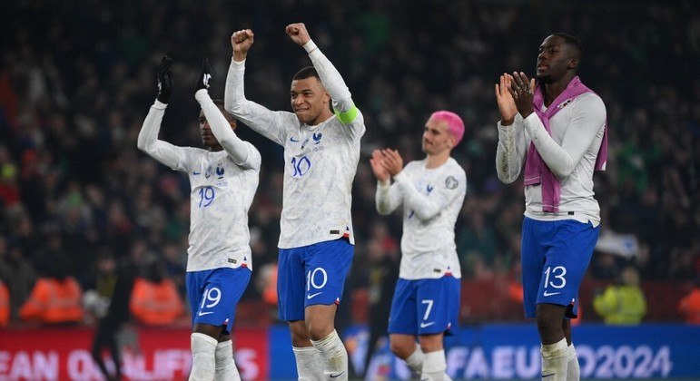 Com gol de Pavard, seleção francesa segue invicta nas eliminatórias da Euro