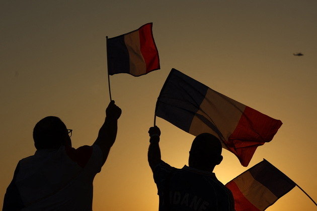 Os franceses, atuais campeões, vêm de derrota para a Tunísia na última rodada da fase de grupos, tal como a Polônia
