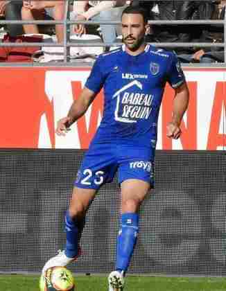 Francês mas com nacionalidade marroquina, Rami defendeu grandes clubes em sua carreira, entre eles o Milan, da Itália, o Valência, da Espanha, e o Olympique de Marselha da França. Estava no grupo da França campeão da Copa do Mundo de 2018. 