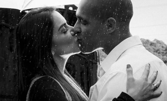 'Quando escuta minha voz, fica tão feliz que soluça', diz pai de Sophia (Arquivo Pessoal)