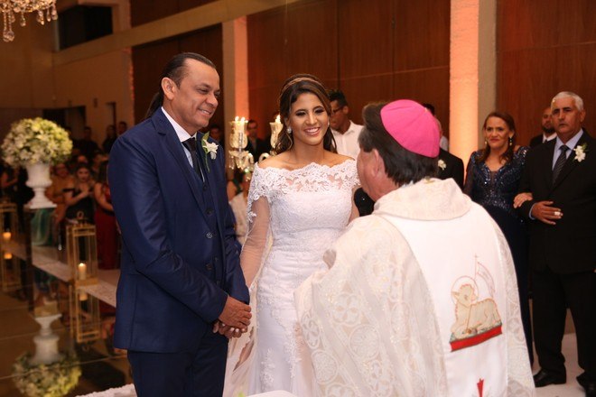 Frank Aguiar e Carol Santos se casaram nesta sexta-feira (6), na Zona Sul de SÃ£o PauloÂ 