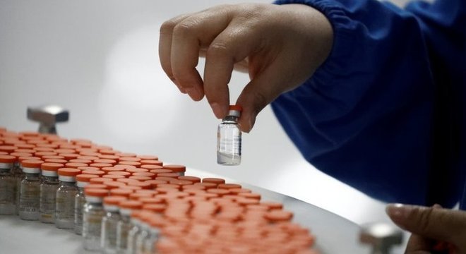 Chile tem acordo para o fornecimento de 20 milhões de doses da CoronaVac