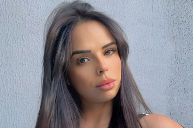 Após audiência de custódia, a liberdade provisória foi concedida a Nadine. Porém, ela está proibida de se inscrever em concursos públicos enquanto perdurar o processo, sob pena de revogação do benefício e imediato recolhimento à prisão