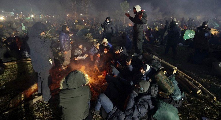 Sírios e afegãos são maioria entre os refugiados em Belarus
