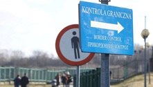 Tensão e angústia na travessia da fronteira da Polônia com a Ucrânia