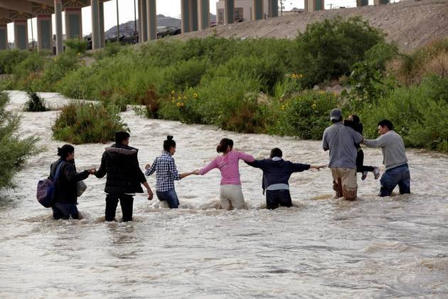 Veja O Drama Dos Imigrantes Na Fronteira Entre Mexico E Eua Fotos R7 Internacional