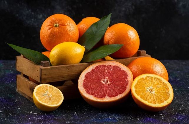 Frutas e vegetaisEm 2010, um estudo publicado no European Journal of Cancer Prevention mostrou evidências de que o alto consumo de frutas cítricas estava relacionado a um risco reduzido de câncer de pulmão