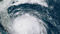 Furacão Dorian pode chegar 'perigosamente perto' da Flórida, diz centro medidor (EFE/EPA/NOAA/NESDIS/STAR - 2.9.2019)