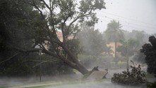 Mais de 1,1 milhão de moradores da Flórida estão sem luz após chegada do furacão Ian