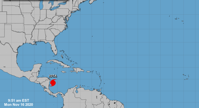 Registro do furacão Iota se aproximando da América Central