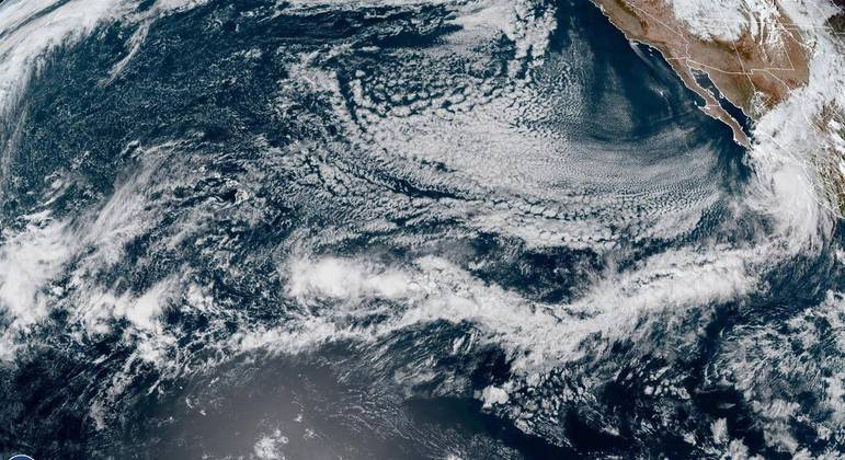 El huracán Pamela toca tierra en México y causa fuertes lluvias – Noticias