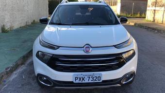 Homem furta caminhonete após se passar por cliente em revendedora de veículos em Contagem (MG)