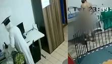 Ladrões tomam banho e usam fantasias durante furto em escola 