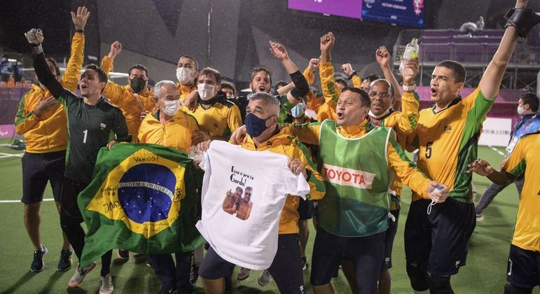 A celebração do ouro do Futebol de Cinco