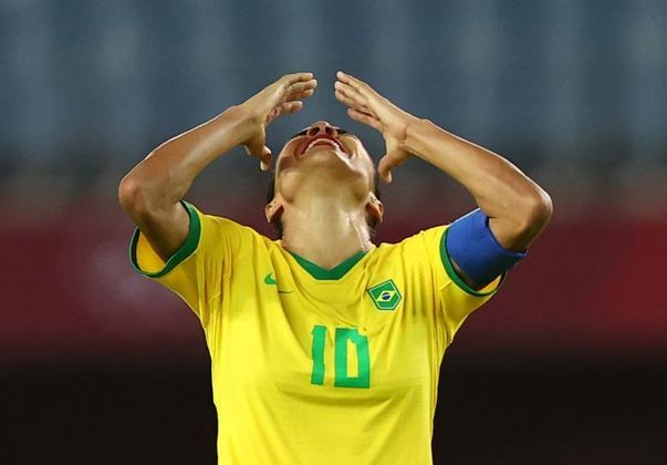 Seleção feminina de futebol é eliminada das Olimpíadas pelo Canadá