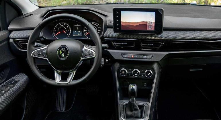 Interior terá novo padrão com controle elevado e multimídia flutuante