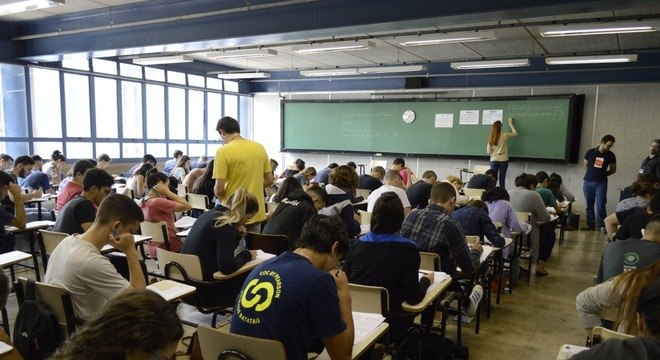 Fuvest Divulga Aprovados Para A Segunda Fase Do Vestibular 2019