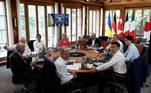 Líderes do G7 se reúnem com o presidente da Ucrânia, Volodmir Zelenski, por chamada de vídeo