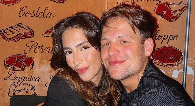 Saulo revela crise no casamento com Gabi Brandt: 'Peço orações'

