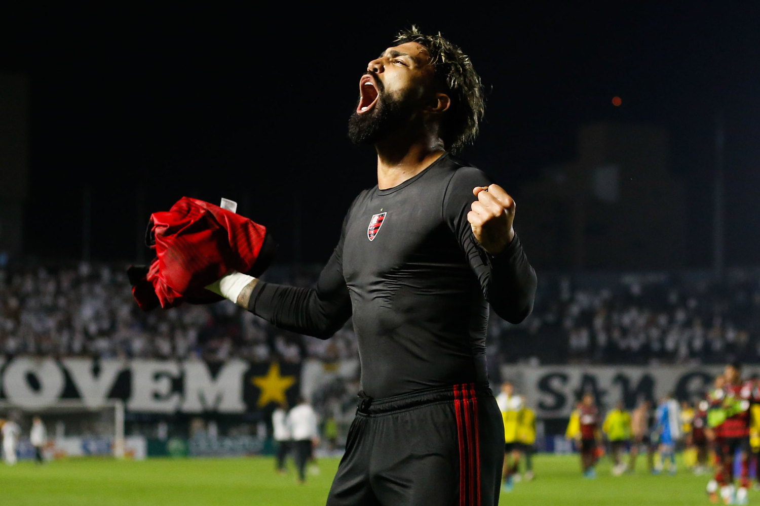 Com Provocações, Gabigol Chega Ao Oitavo Gol Contra O Santos - Esportes ...