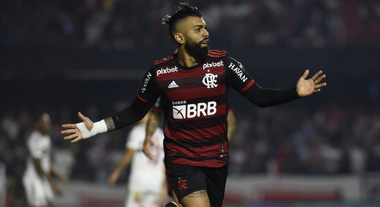 Flamengo tem quatro jogadores pendurados na final da Copa do Brasil; veja quem são