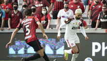 Flamengo leva empate do Athletico no fim e fica a nove pontos do líder