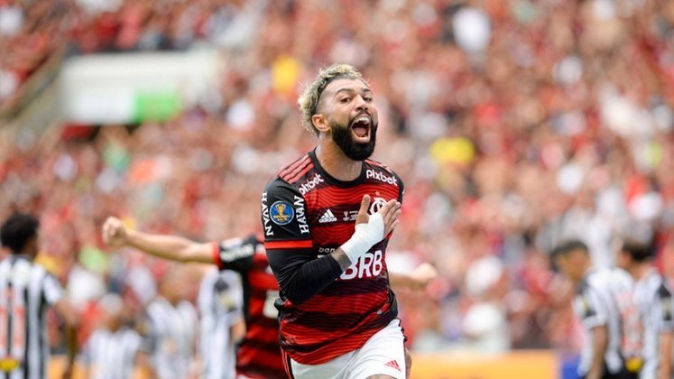 GABIGOL: Grande artilheiro do Flamengo e que parecia emplacar um ataque entrosado com Neymar e companhia, perdeu espaço com Tite nas últimas convocações e está atrás de outros nomes que atuam na Europa.
