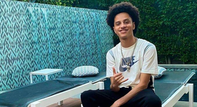 Gabriel fez desabafo na web após van ser alvo de tiros: 'Livramento'