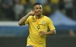 12 anos seis meses e 27 dias mais novo que Miranda, Gabriel Jesus
recebe o posto de caçula da seleção que tem média de idade na faixa dos 28 anosDestaque em campo, Gabriel Jesus mantém a discrição na vida pessoal