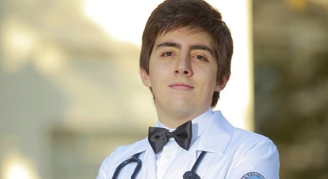 Gabriel Liguori se formou em Medicina no mesmo instituto em que foi operado aos 2 anos de idade