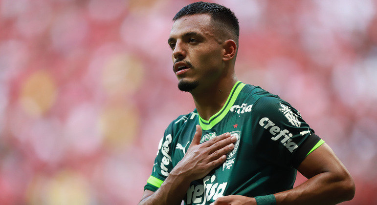 Gabriel Menino estreou no profissional do Palmeiras em 2020