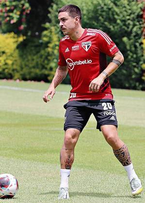 Gabriel Neves em treino no São Paulo