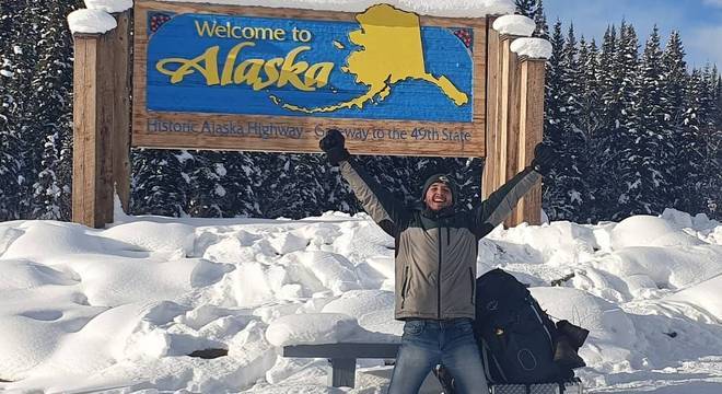 Gabriel chegou ao Alasca no domingo (9): de carona por todo o continente