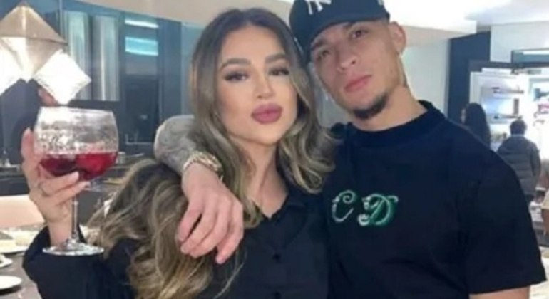 Gabriela e Antony. Jogador se defende das gravíssimas acusações da ex-namorada