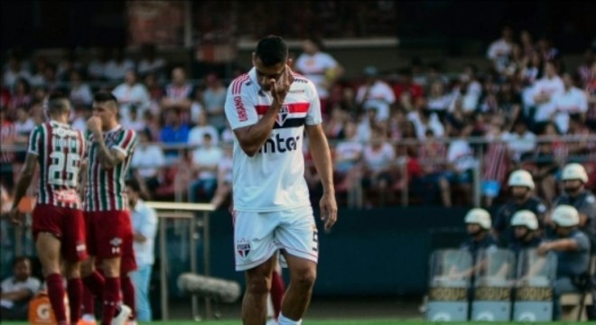 GALERIA: As imagens de São Paulo 1 x 1 Fluminense. Diego Souza lamenta expulsão