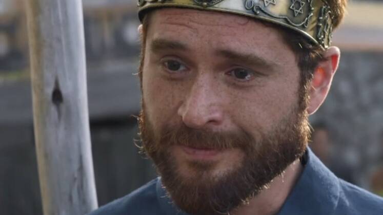 Unção de Davi em Reis — A ConquistaDepois de tanto sofrimento, Davi foi ungido rei de Israel por Natan (Felipe Cunha) em uma cerimônia emocionante. 'Toda a família dele estava reunida para celebrar o momento especial. Foi lindo demais'.   