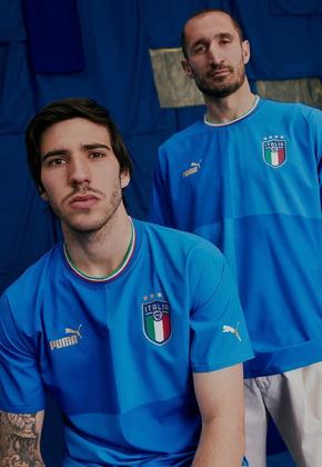 GALERIA: Veja fotos da nova camisa 1 da Itália