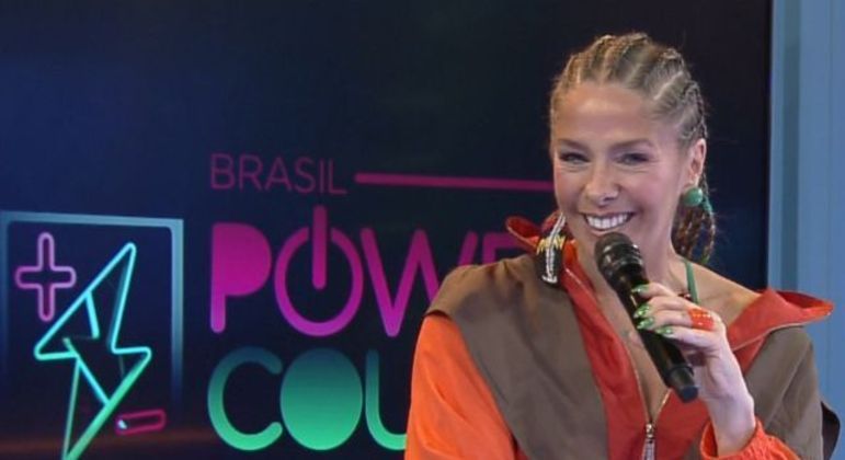 Adriane Galisteu comanda a sexta temporada do Power Couple Brasil
