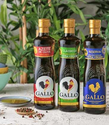 Gallo: Uma das mais famosas marcas de azeite português, porém não agradou. Sabor insosso e ranço residual na boca. Preço aproximado:  R$ 30.