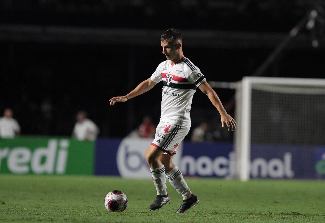 Galoppo em partida pelo São Paulo