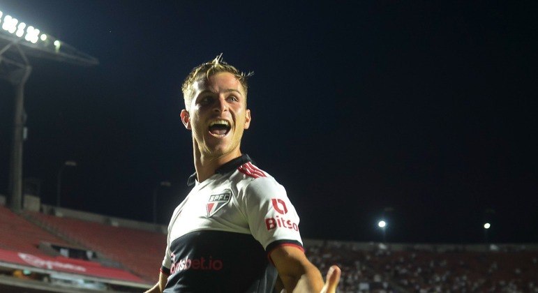 Galoppo comemorando mais um gol pelo São Paulo