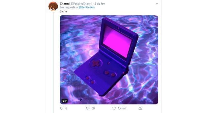 Tweet compara o smartphone a um Game Boy, videogame portátil dos anos 90 
