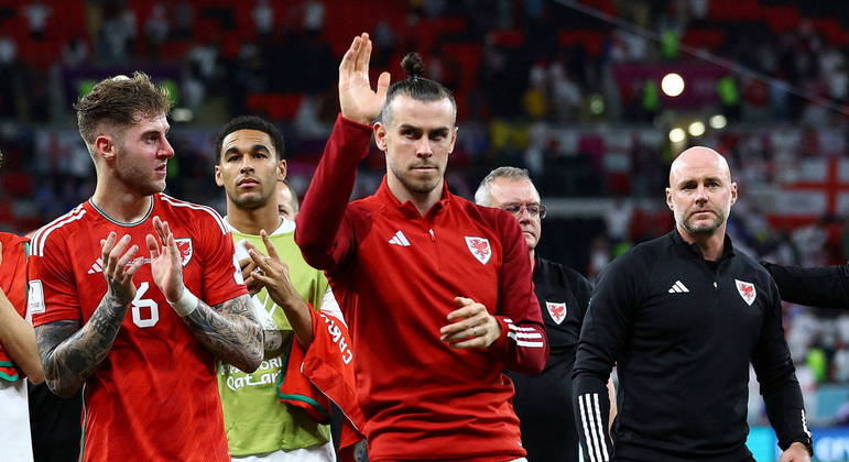 Último capítulo da carreira de Bale foi levar Gales a uma Copa, depois de 64 anos